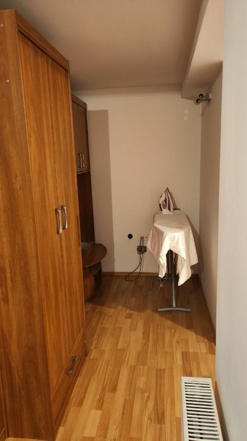 Saray Downtown Apartment Private Parking Free Wifi Szarajevó Kültér fotó